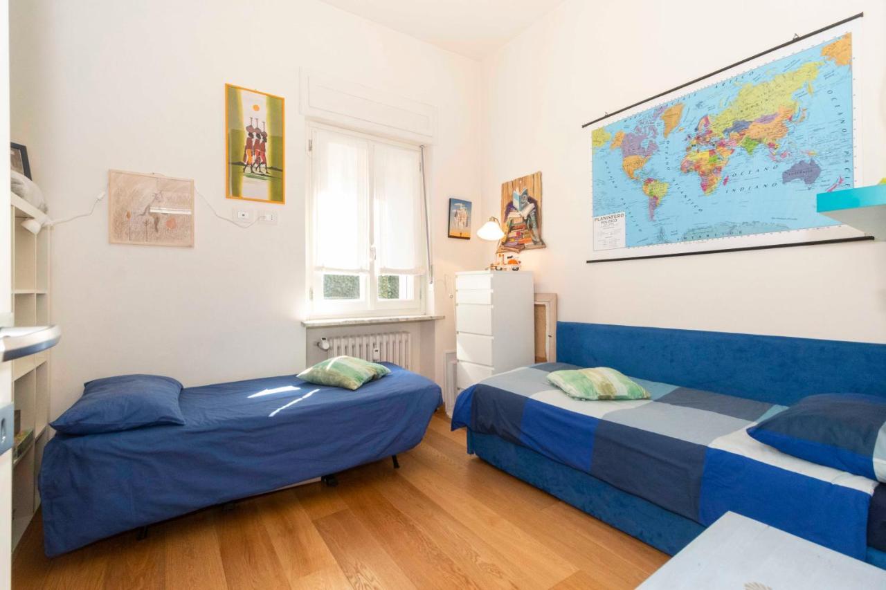 Charming Apartment With Parking! 都灵 外观 照片